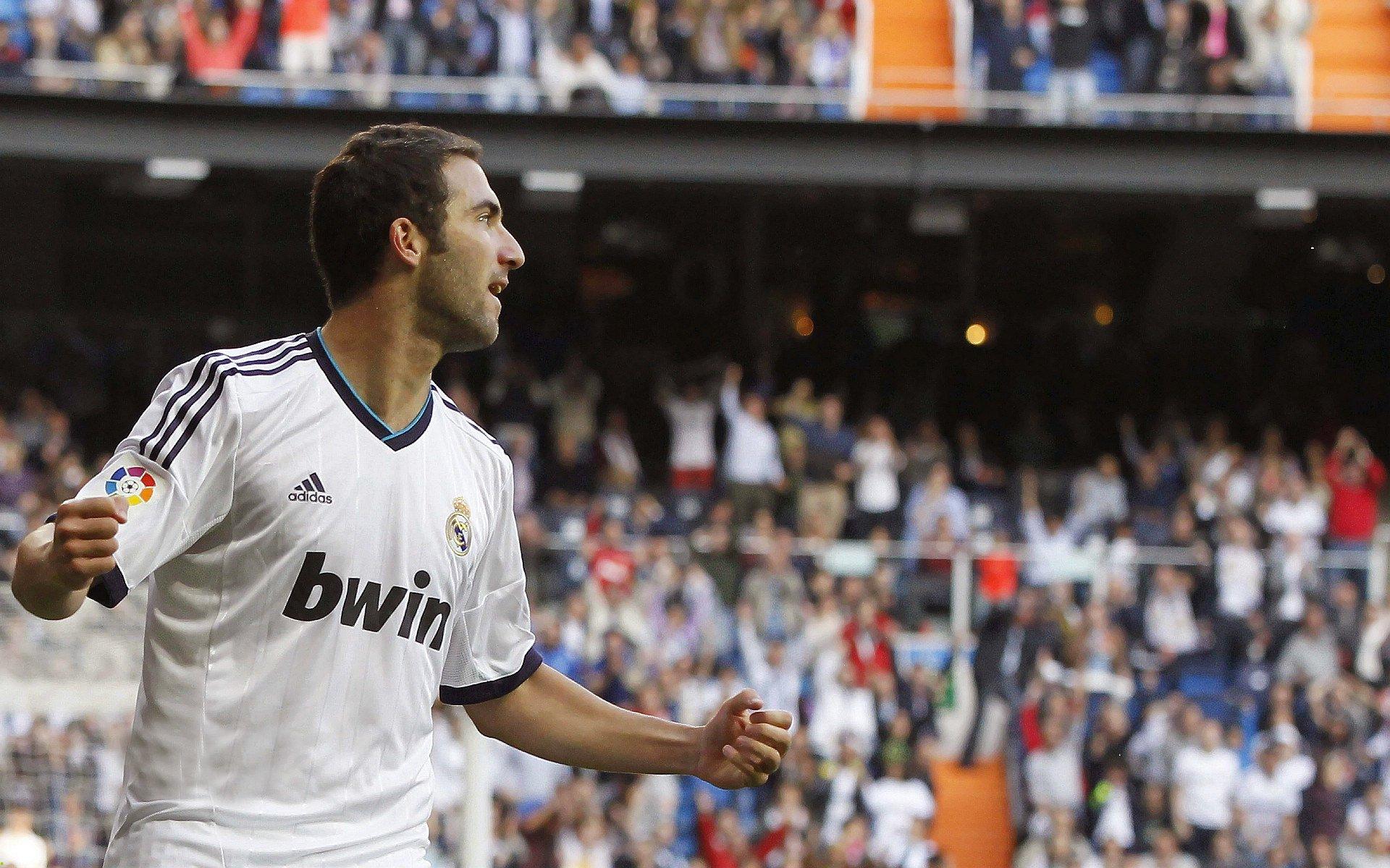 纳达尔强势回归红土赛场，法网前景引热议-开云体育