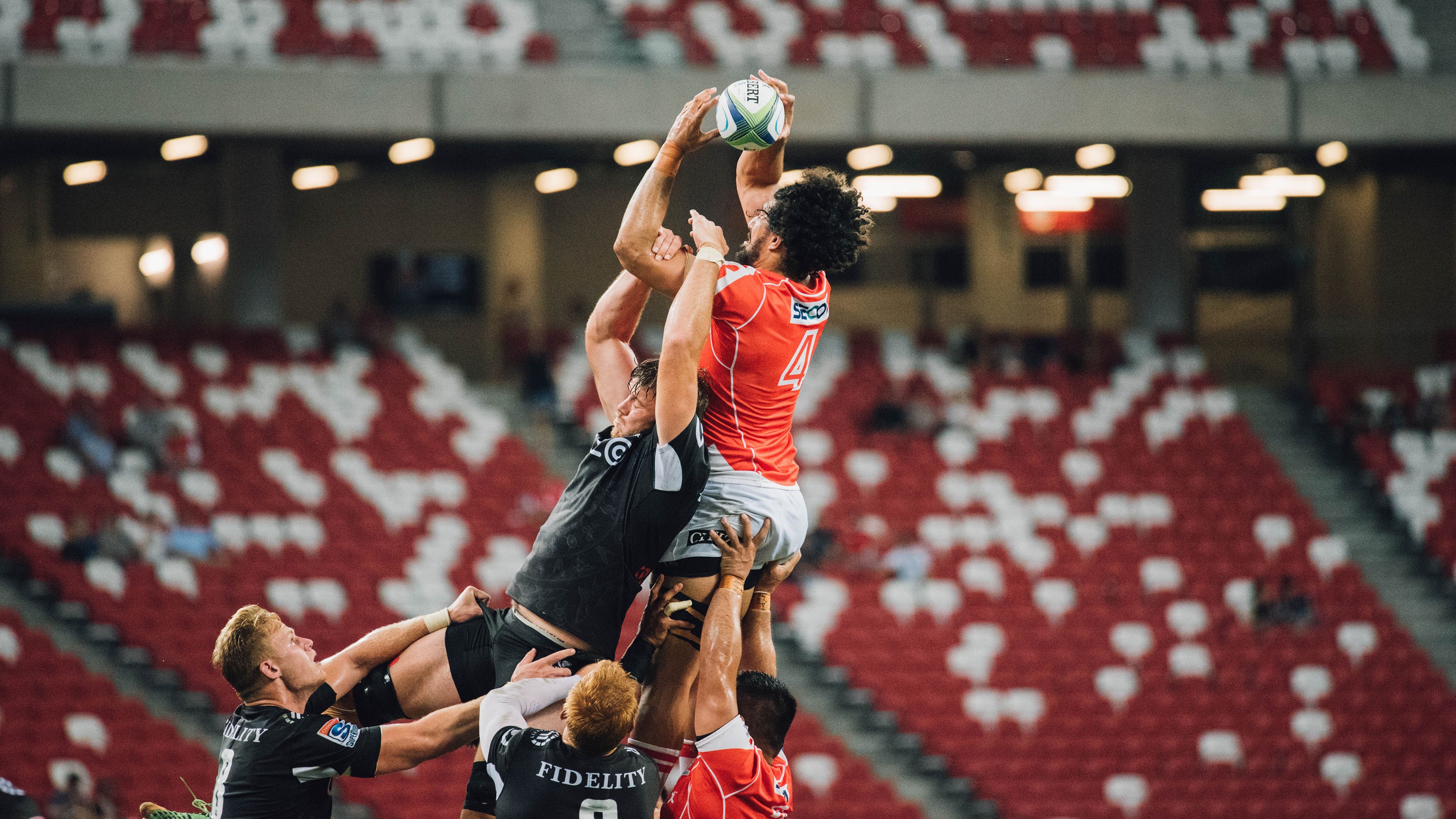 新王登基!田径巨星打破尘封23年的世界纪录,震撼全球