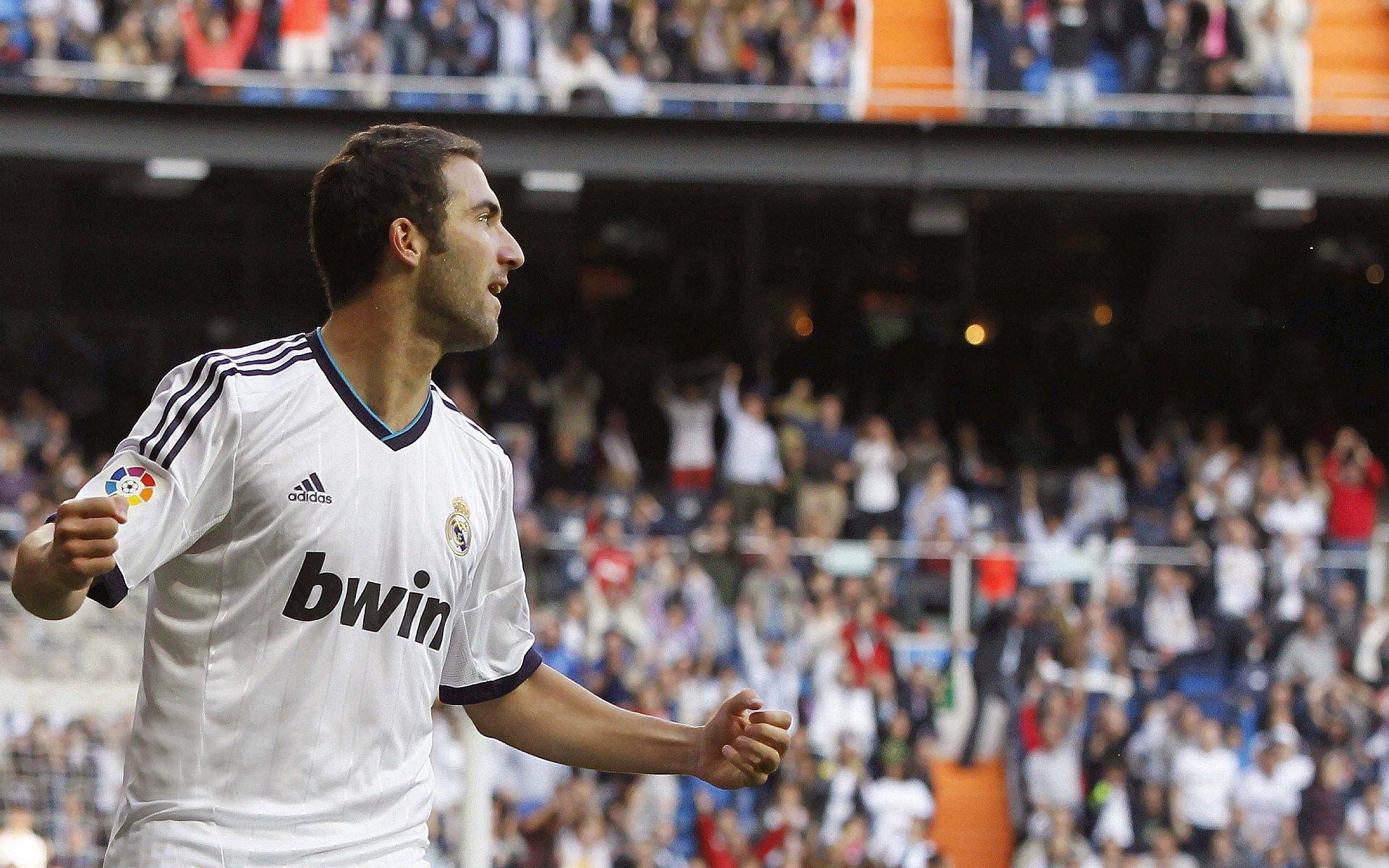 亚洲新星闪耀国际田联钻石联赛 男子110米栏再创赛季最佳|开